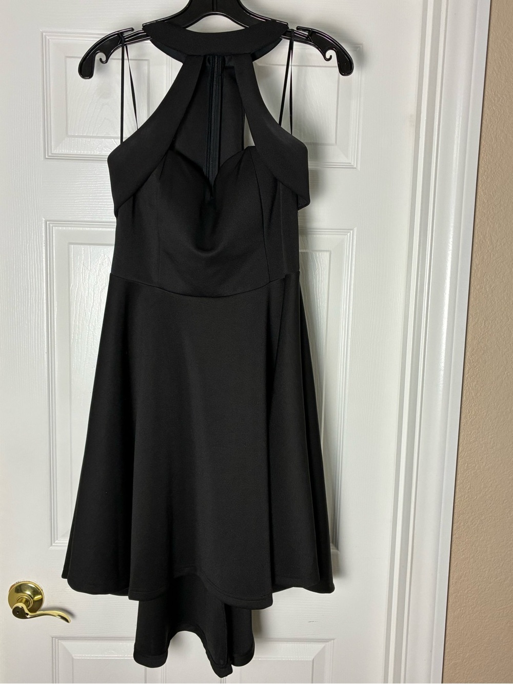Women's Black Halter Cocktail Dress